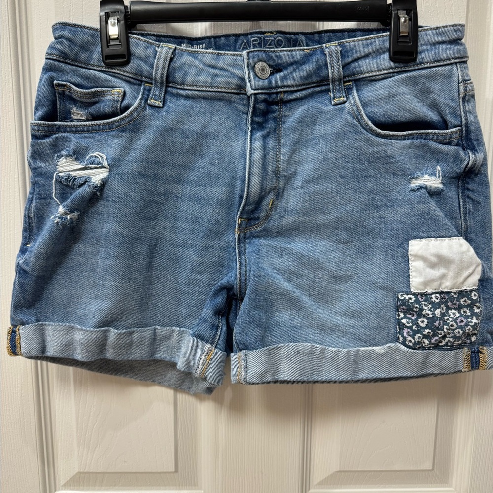 Arizona denim shorts with patches size 11